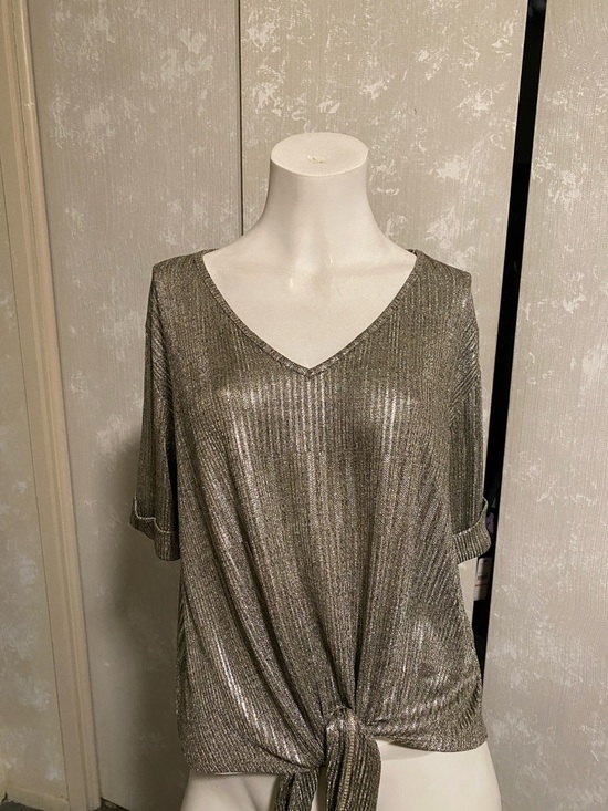 Kim & Cami Tops - Metallic V-Neck Tie-Front Women's Top - Silver